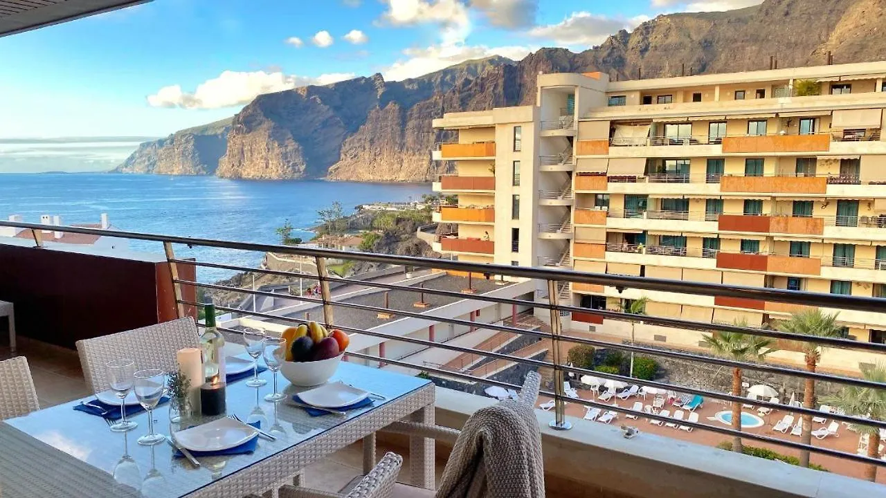 Balcon De Los Gigantes Puerto de Santiago  Puerto de Santiago (Tenerife)